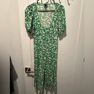 EUC Scoop Neck Floral Green Midi Dress with Puff Sleeves and Cinched Waist